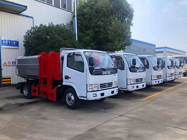 東風(fēng)多利卡掛桶垃圾車 東風(fēng)多利卡掛桶垃圾車